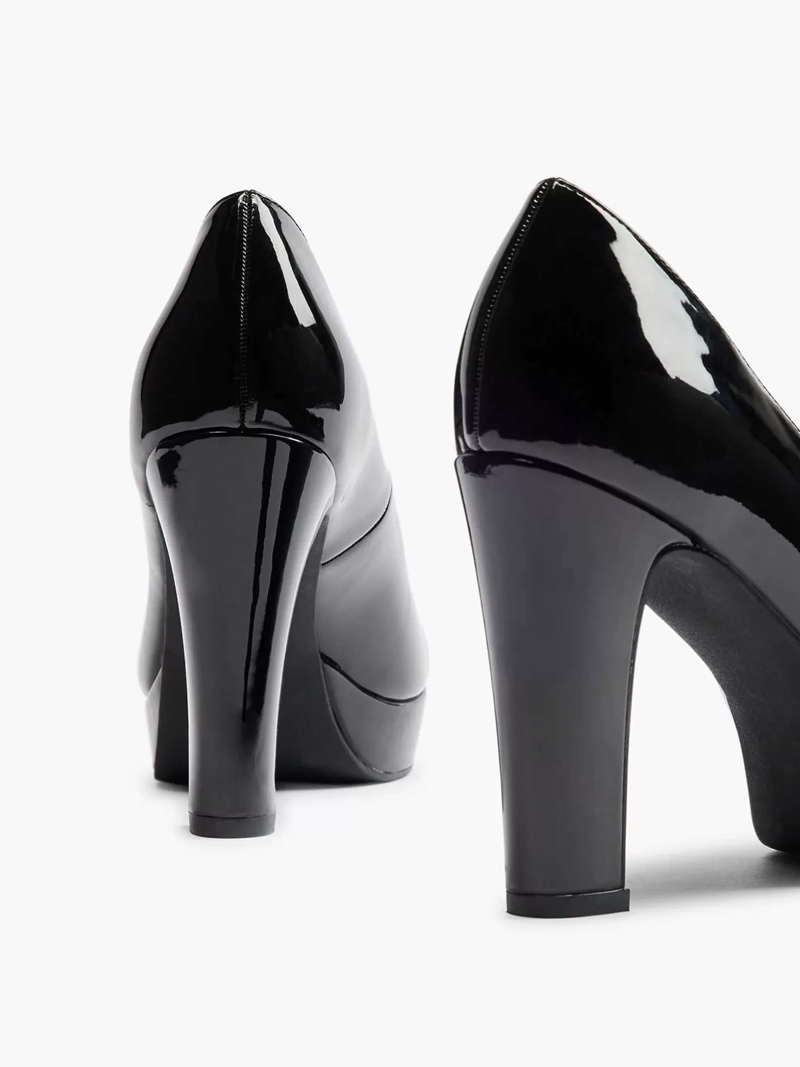 Ladies Graceland Black Pump Lacquer